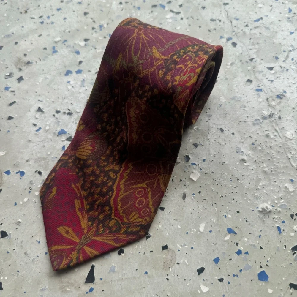 Fendi Cravatte Mens Silk Tie Burgundy Butterfly Insect Print Made in Italy
